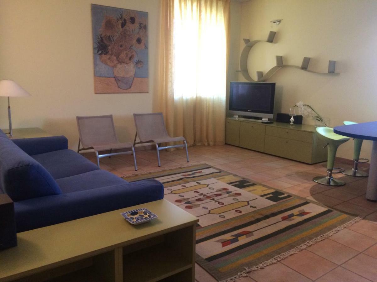 Apartament Casa "T" Alba  Zewnętrze zdjęcie