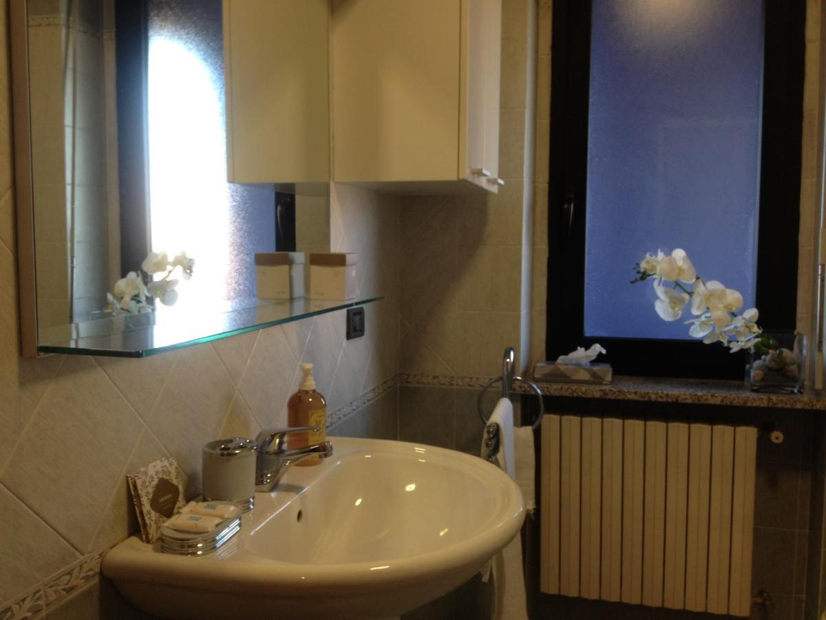 Apartament Casa "T" Alba  Zewnętrze zdjęcie